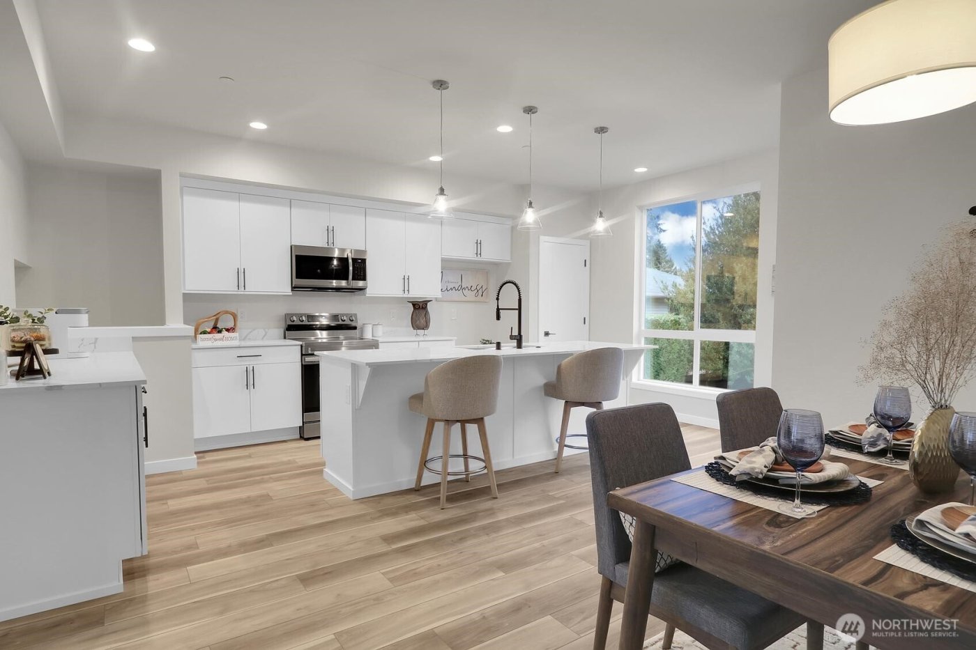 5015 144th Street SW #B2, Edmonds, WA 98026