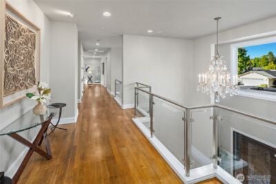 2 Crescent Key SE, Bellevue, WA 98006 - Photo 23
