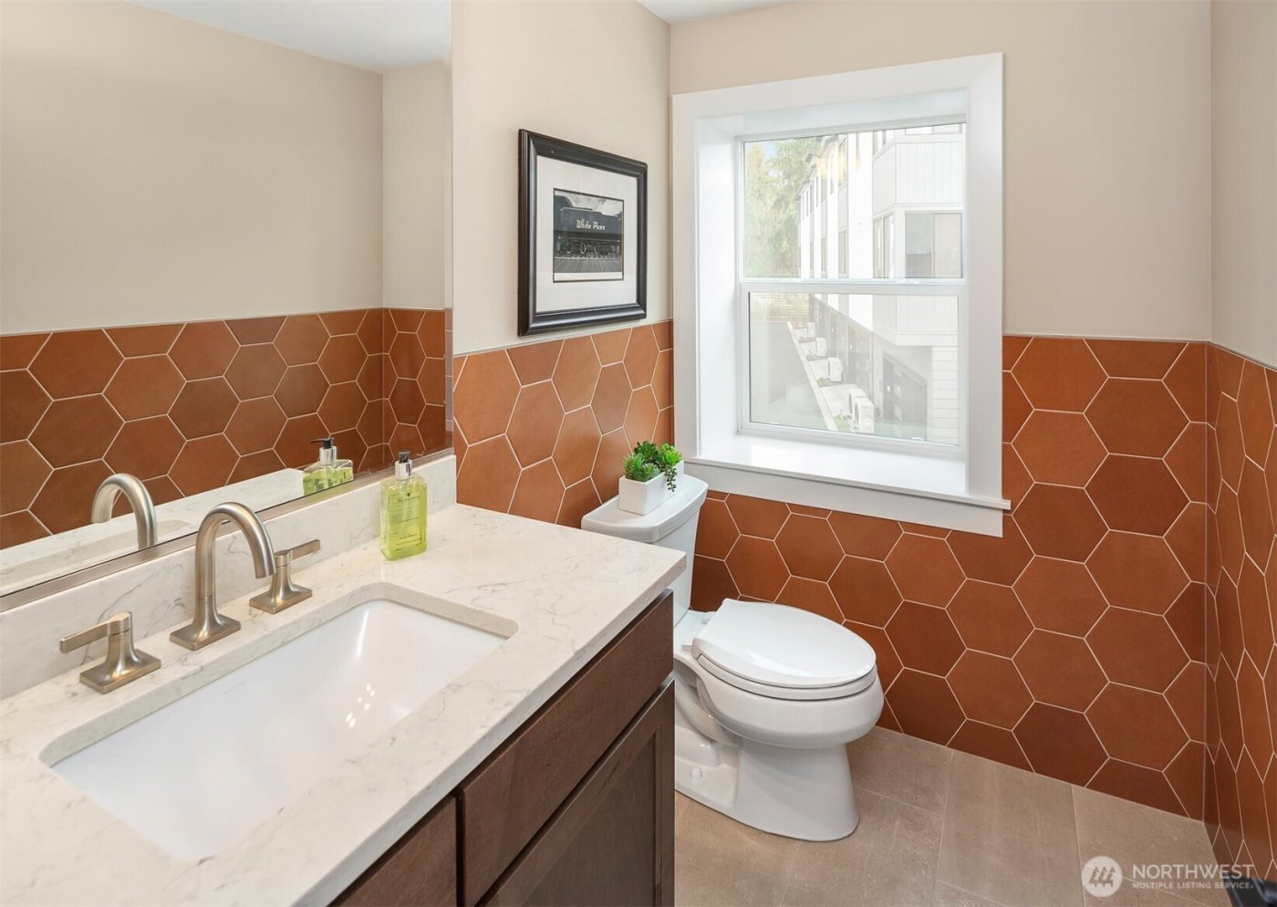 10823 (HS 94) 120TH Lane NE #E, Kirkland, WA 98033