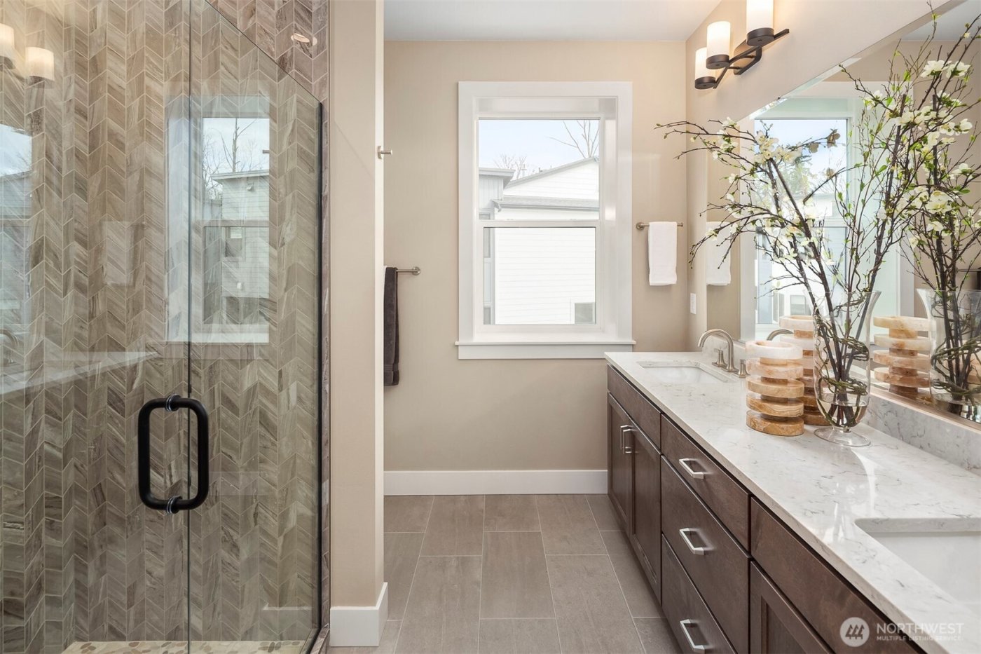 10823 (HS 94) 120TH Lane NE #E, Kirkland, WA 98033