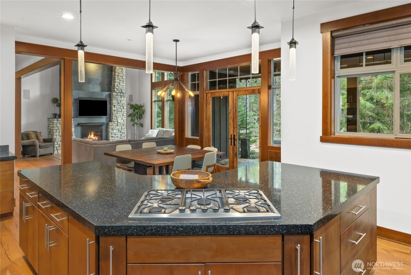 230 Equinox Drive , Cle Elum, WA 98922