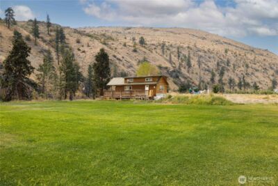 385 Highway 153 , Pateros, WA 98846 - Photo 4