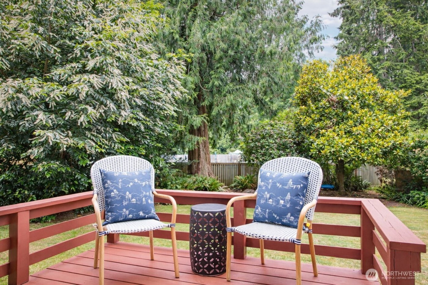 10761 Bill Point Crest NE, Bainbridge Island, WA 98110