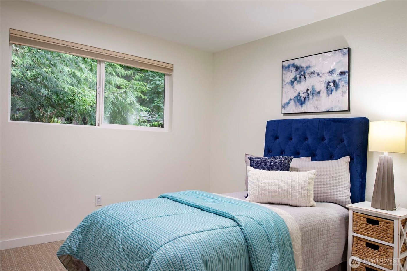 10761 Bill Point Crest NE, Bainbridge Island, WA 98110