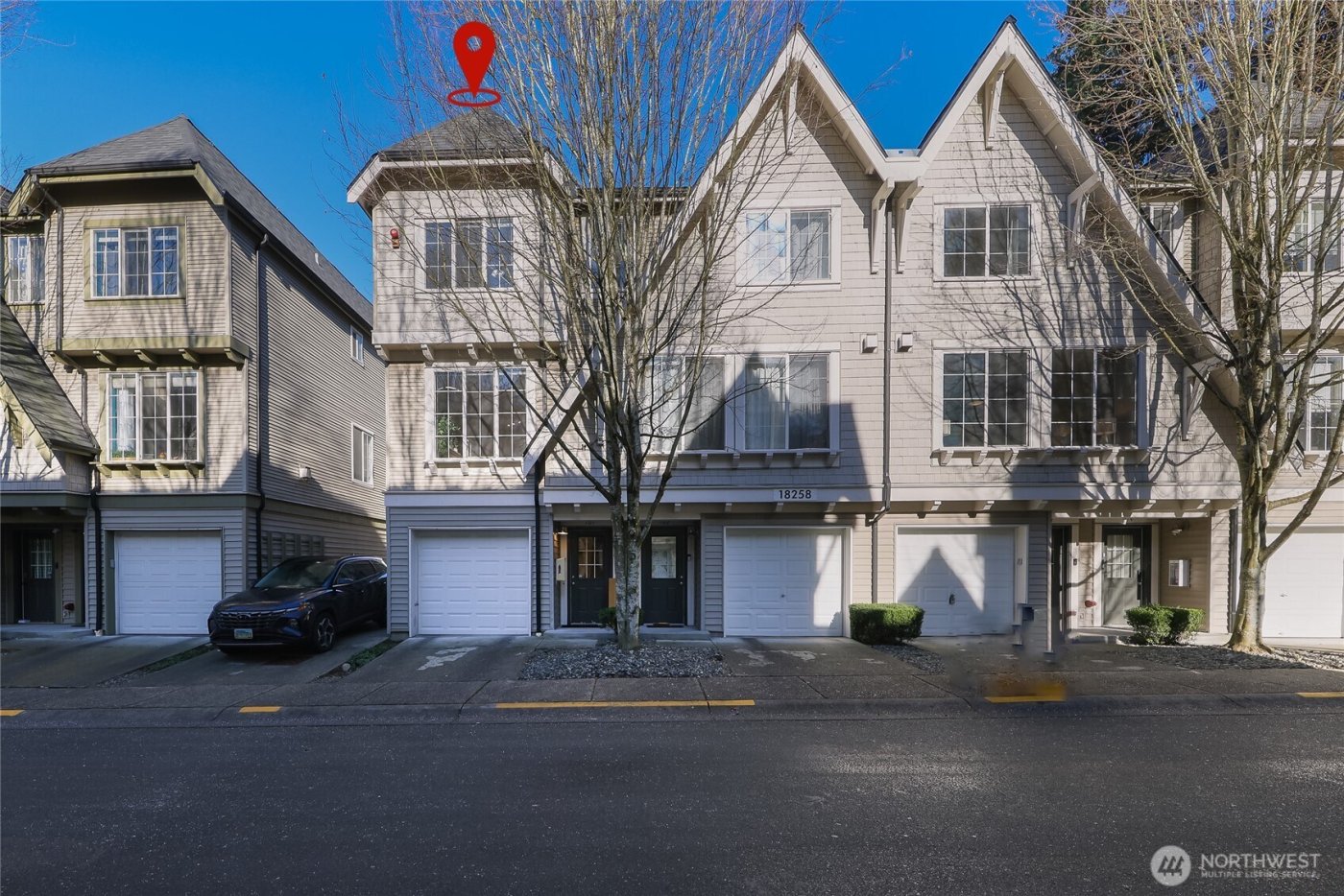 18258 NE 96th Way #101, Redmond, WA 98052