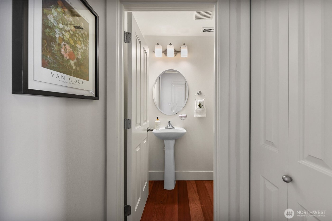 18258 NE 96th Way #101, Redmond, WA 98052