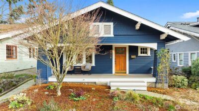 4748 4th Avenue NE, Seattle, WA 98105 - Photo 2
