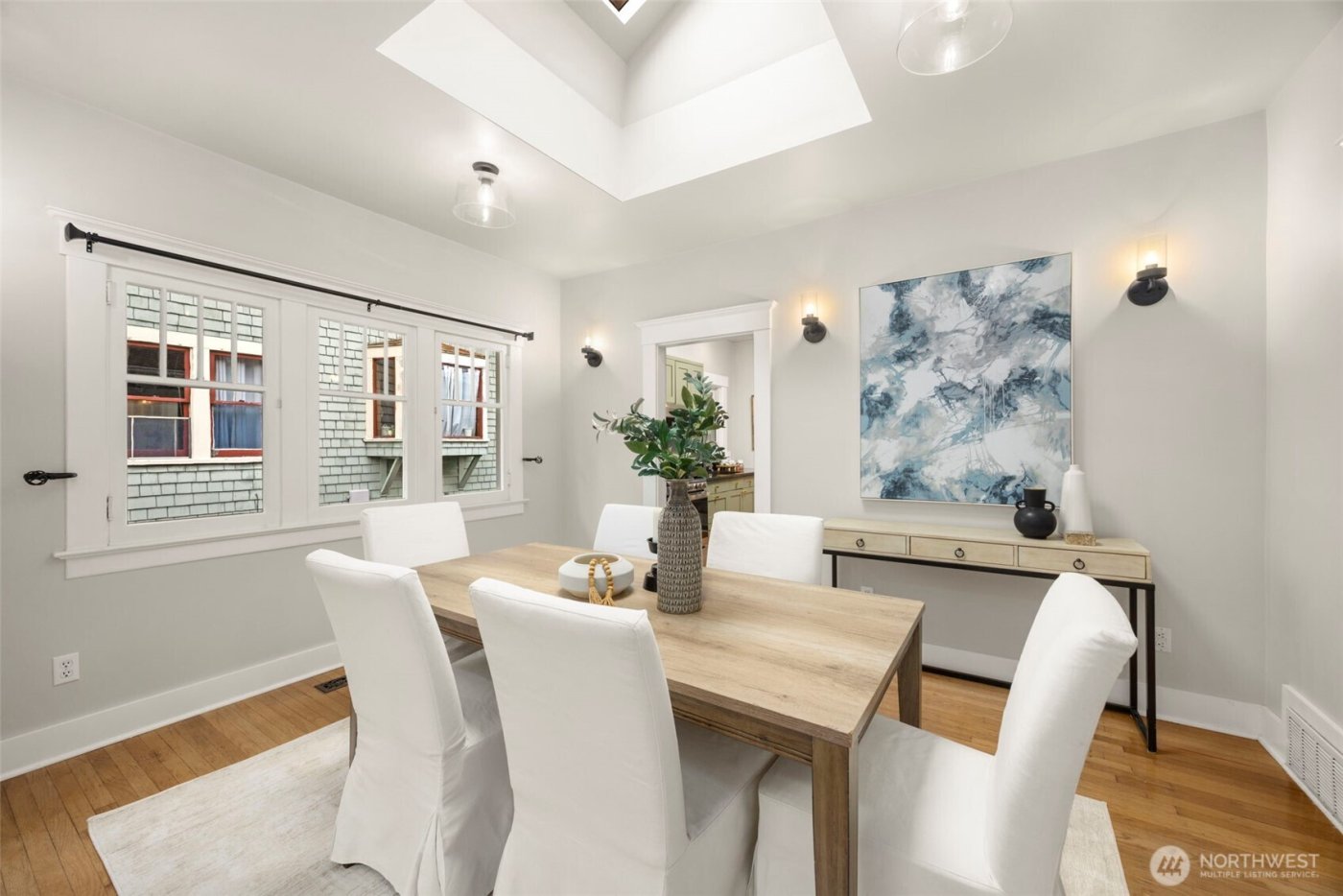 4748 4th Avenue NE, Seattle, WA 98105