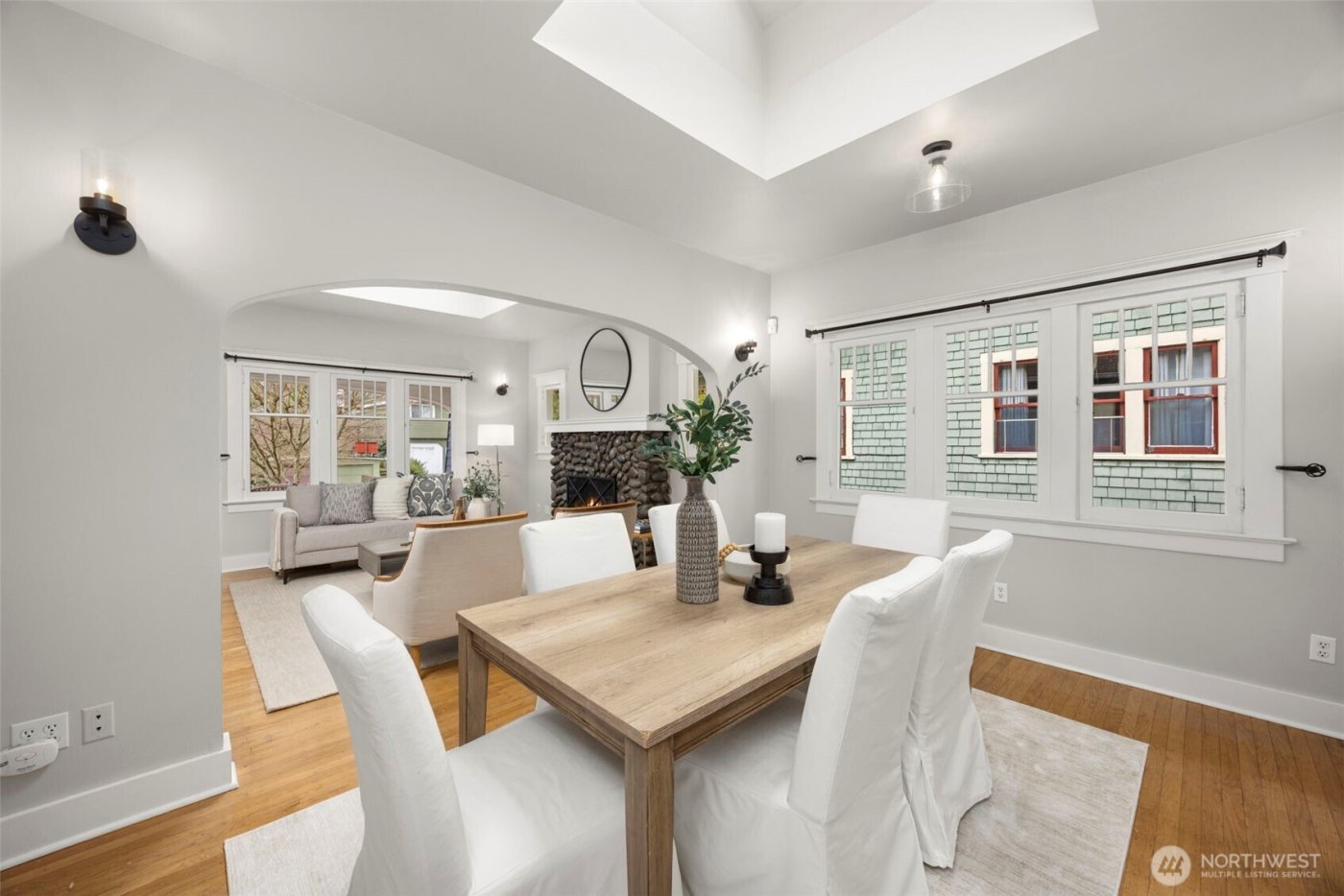 4748 4th Avenue NE, Seattle, WA 98105