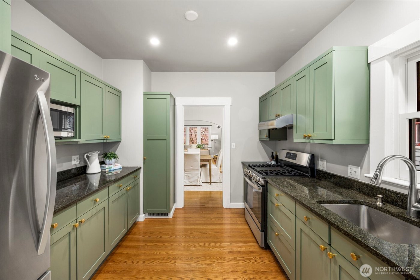 4748 4th Avenue NE, Seattle, WA 98105