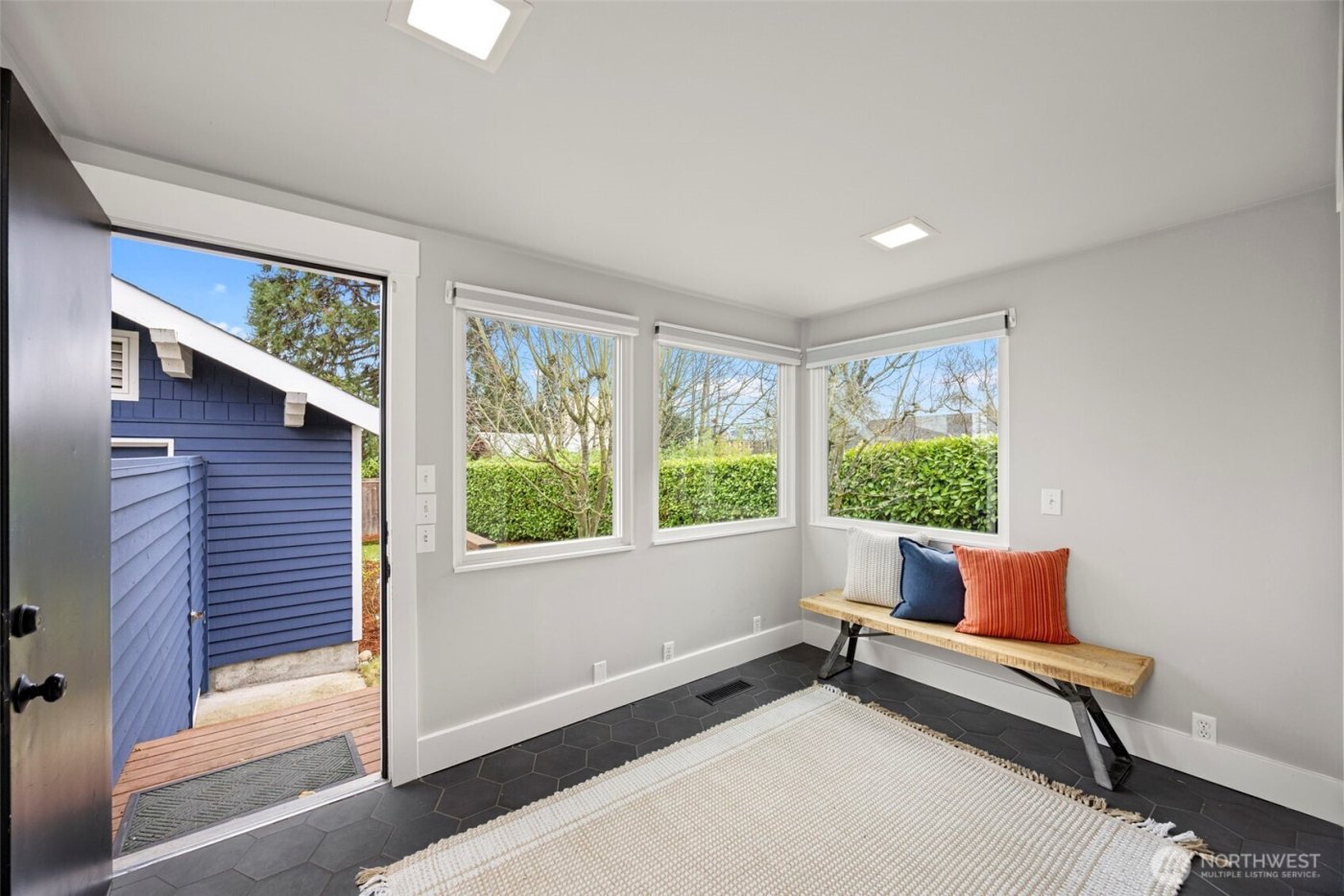 4748 4th Avenue NE, Seattle, WA 98105