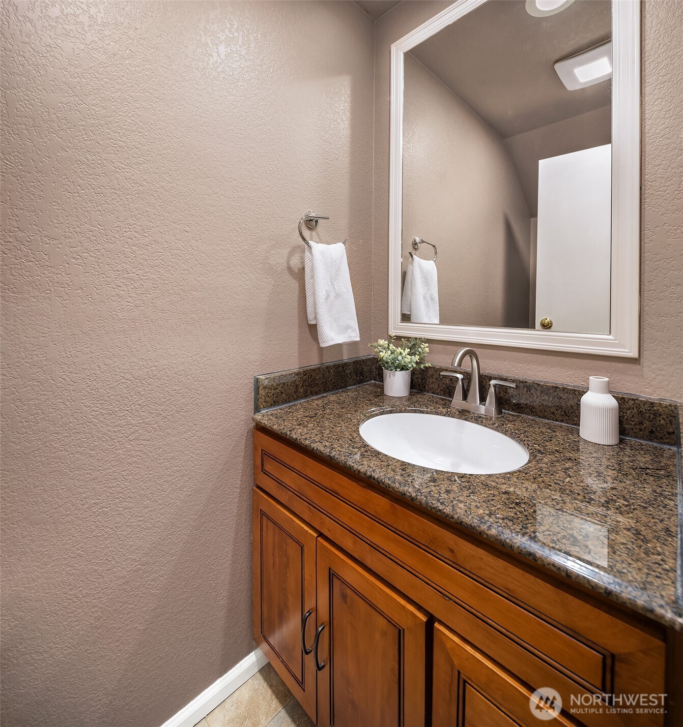 15600 116th Avenue NE #C3, Bothell, WA 98011