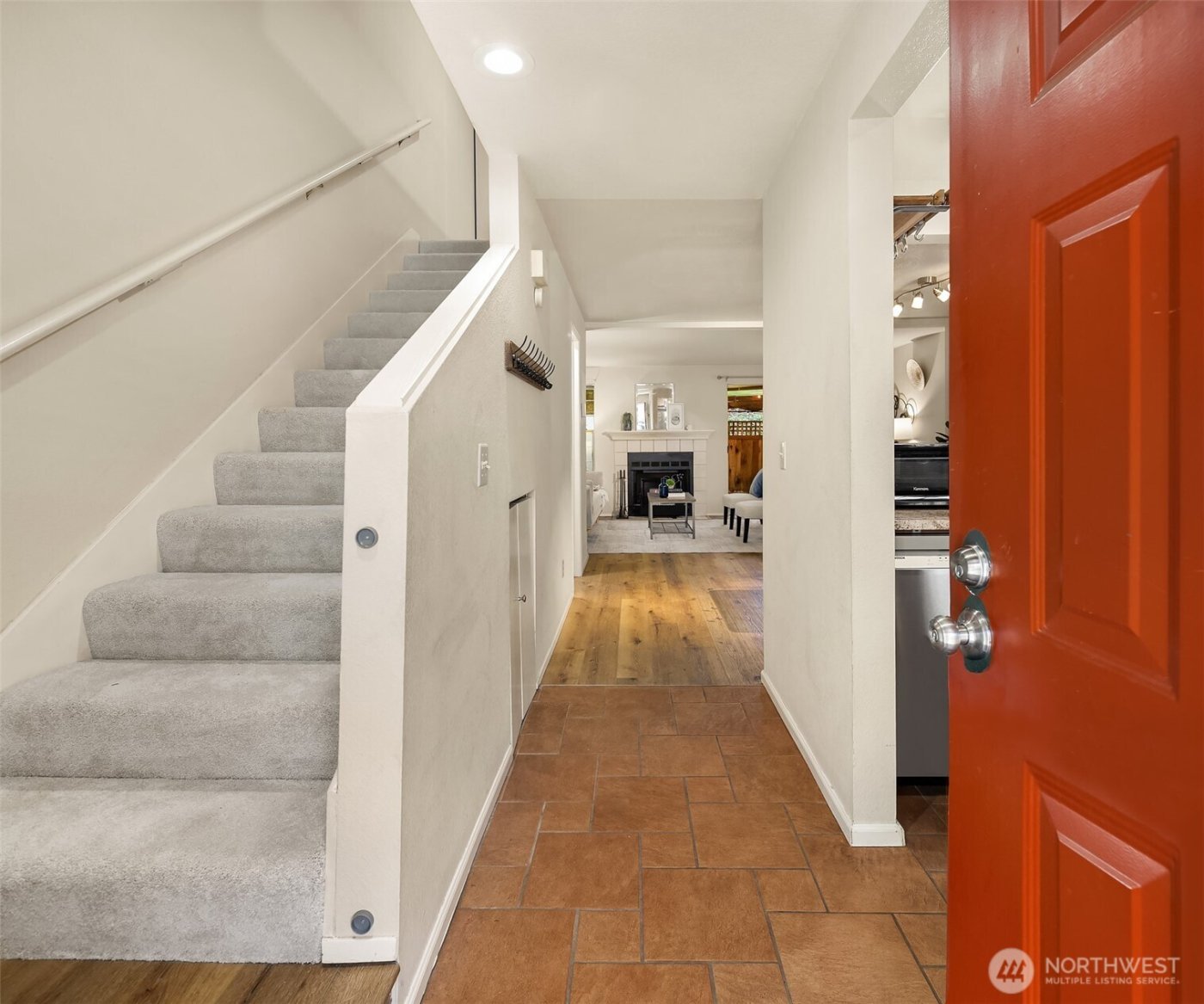 15600 116th Avenue NE #C3, Bothell, WA 98011