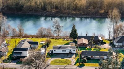 8204 Riverview Road , Snohomish, WA 98290