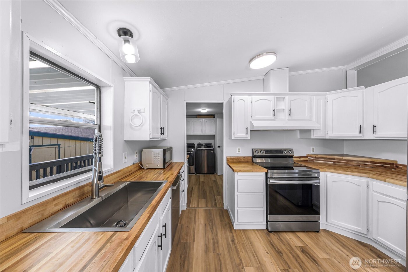 8204 Riverview Road , Snohomish, WA 98290