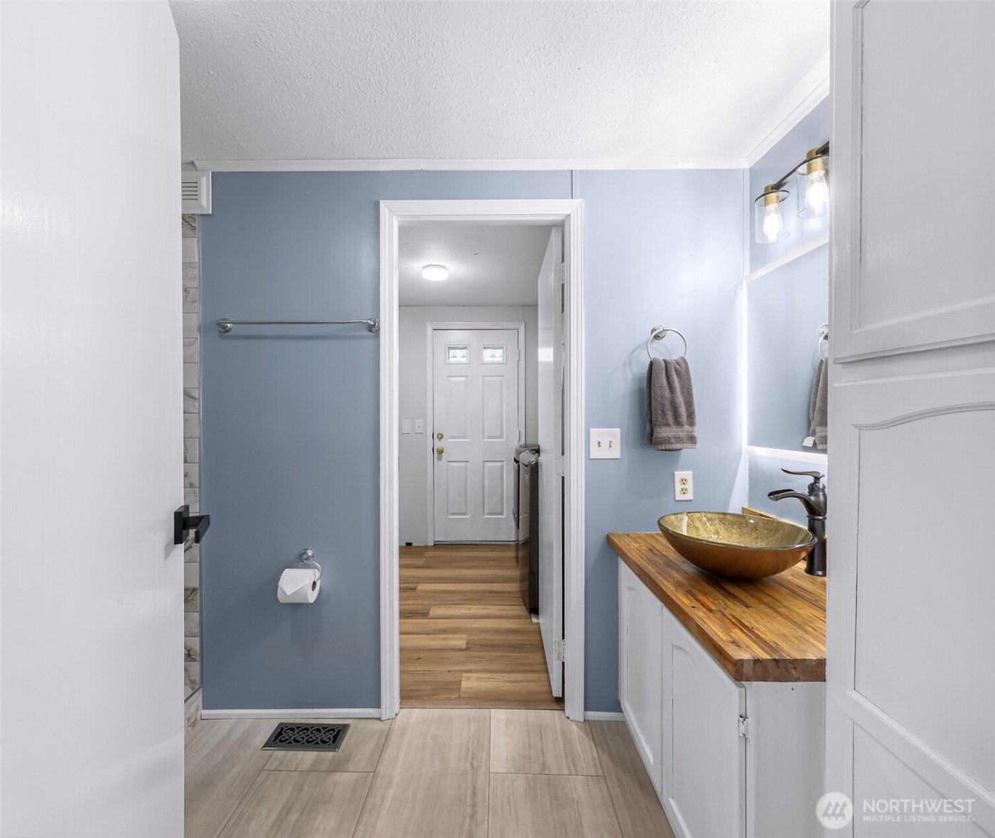 8204 Riverview Road , Snohomish, WA 98290