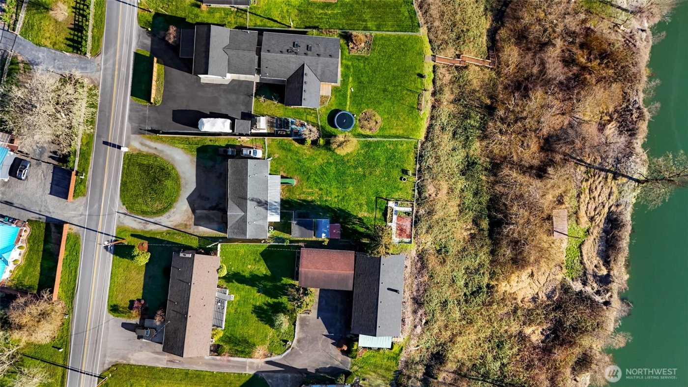 8204 Riverview Road , Snohomish, WA 98290