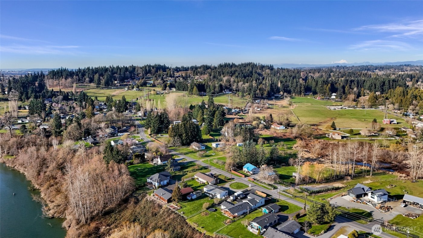 8204 Riverview Road , Snohomish, WA 98290