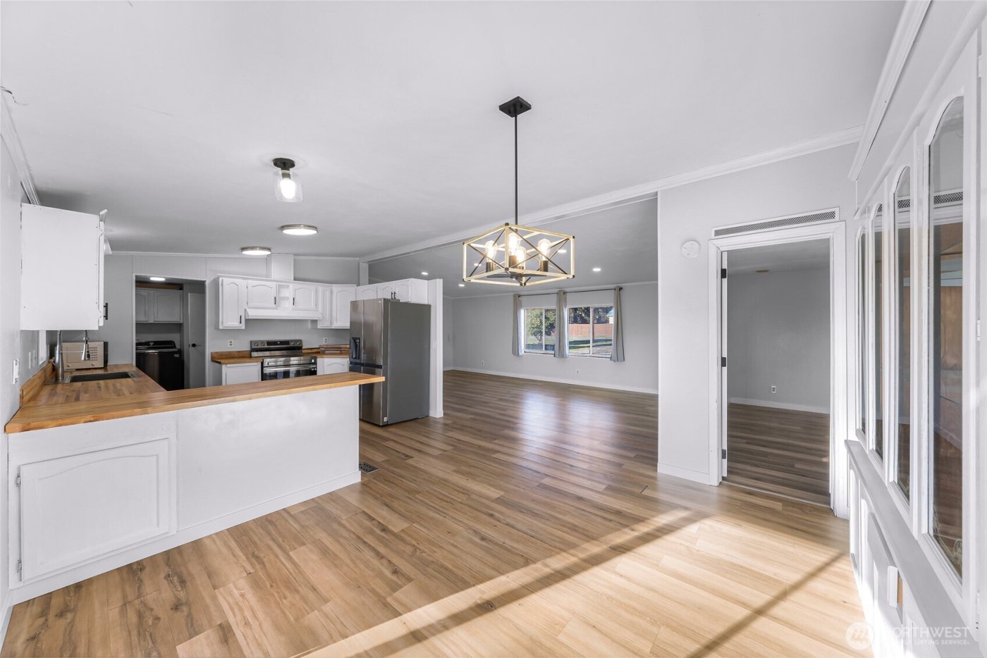 8204 Riverview Road , Snohomish, WA 98290