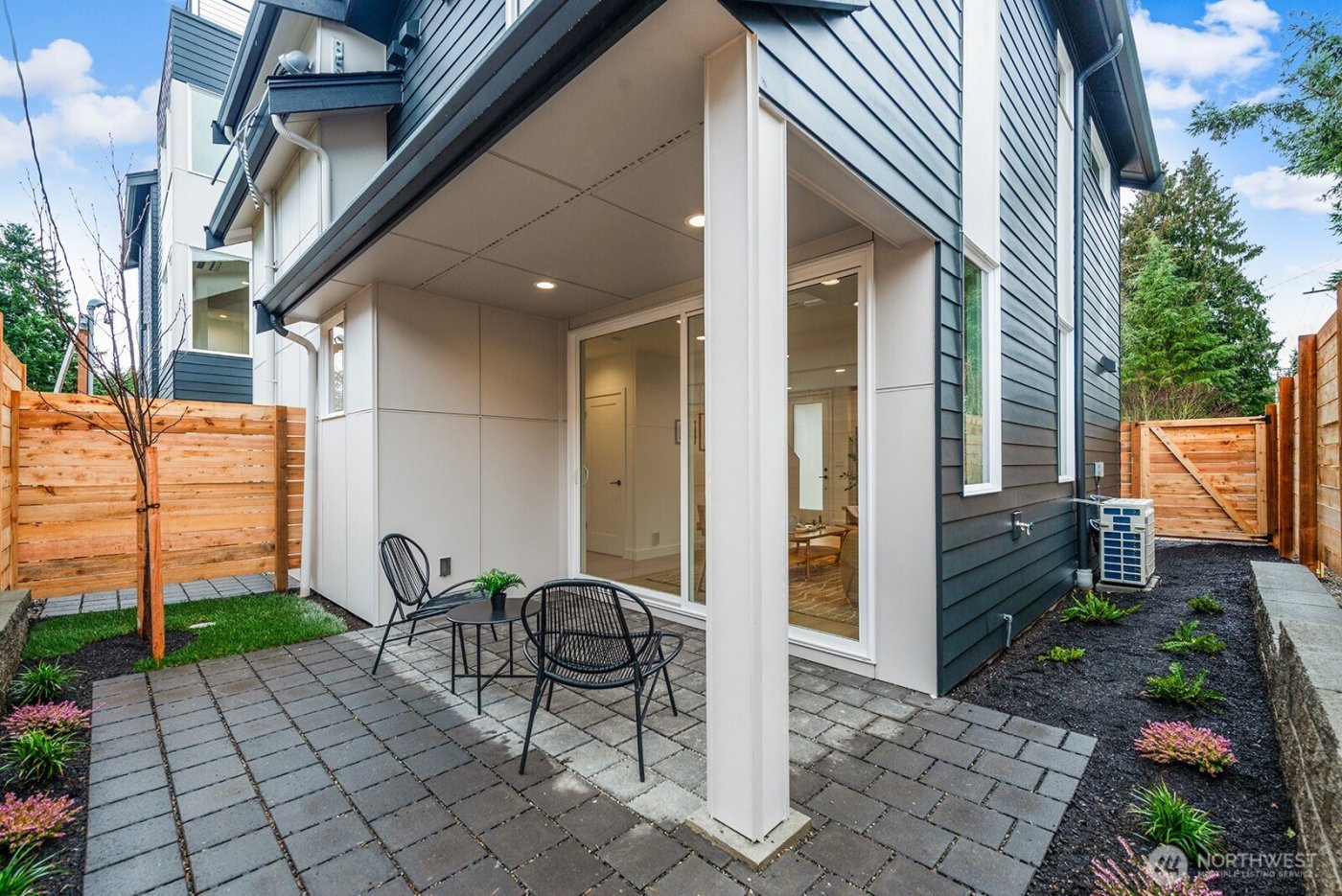 3214 47th Avenue SW, Seattle, WA 98116