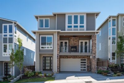 7574 S 130th Place , Seattle, WA 98178