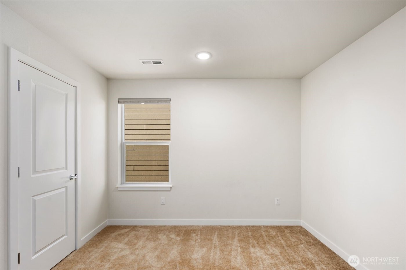 33305 Glacier Avenue SE, Black Diamond, WA 98010