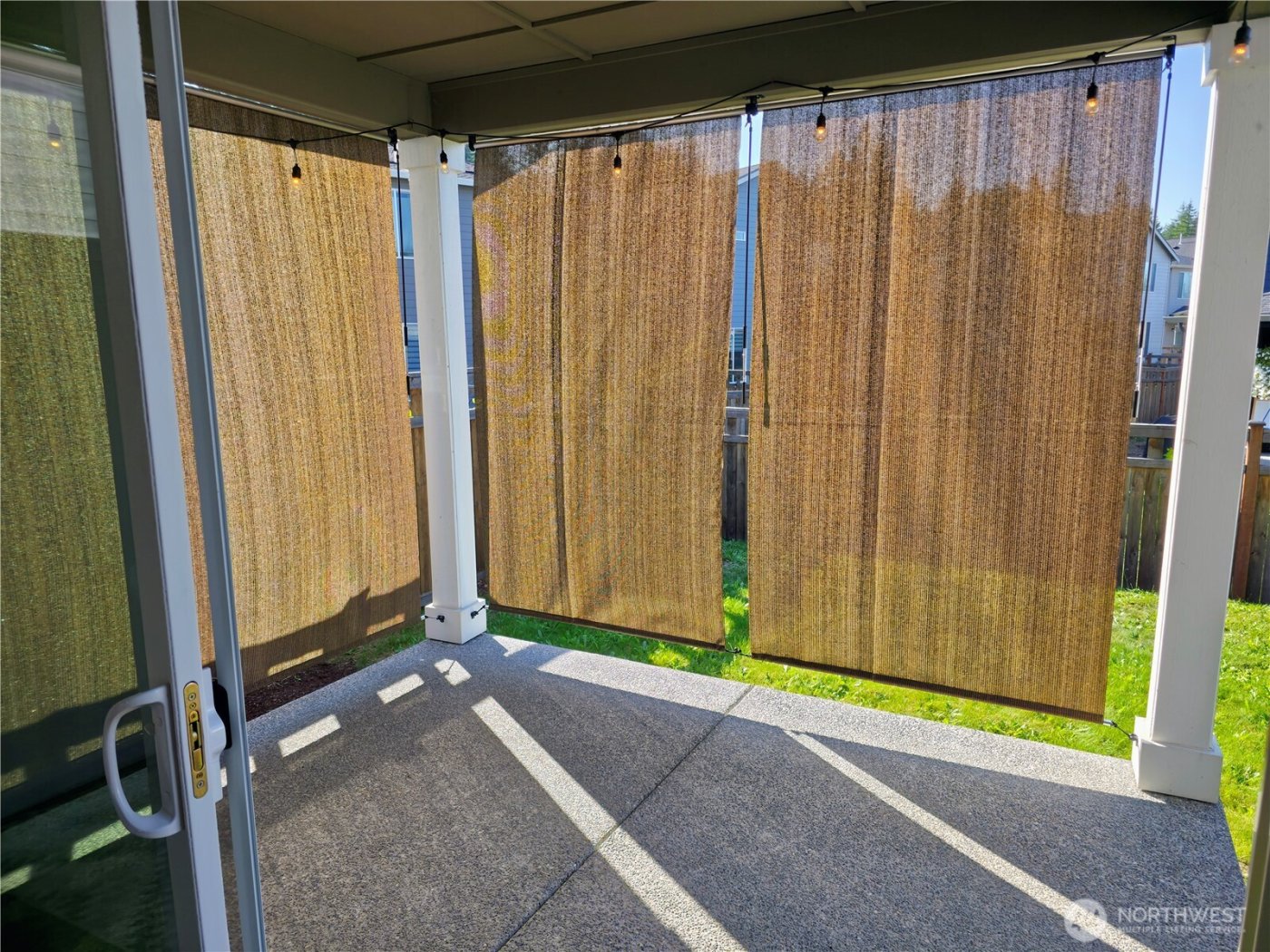 33305 Glacier Avenue SE, Black Diamond, WA 98010