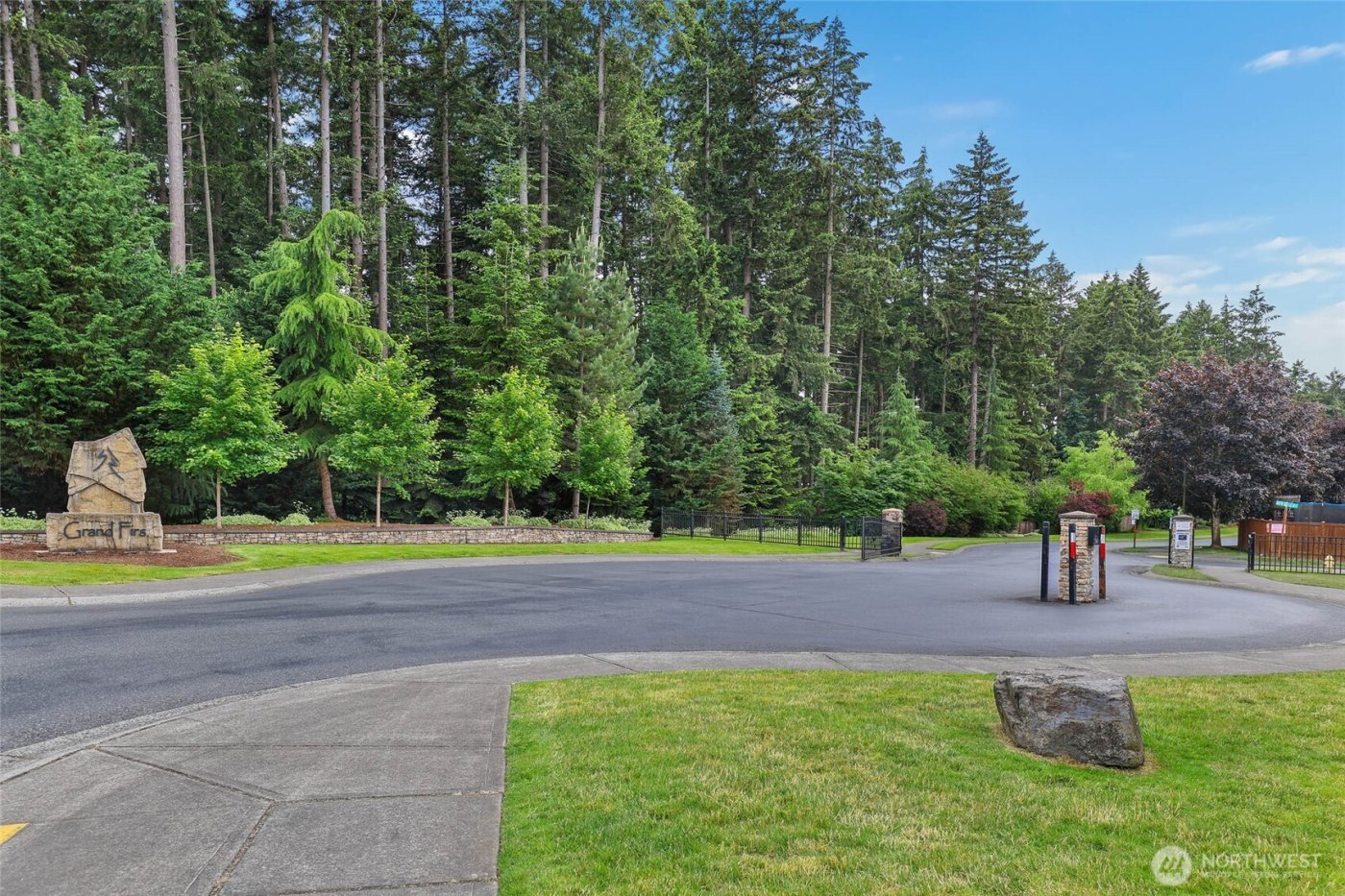 23711 81st Avenue Ct E, Graham, WA 98338