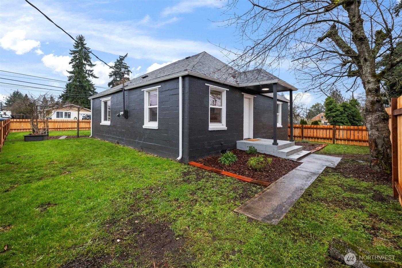 751 110th Street S, Tacoma, WA 98444