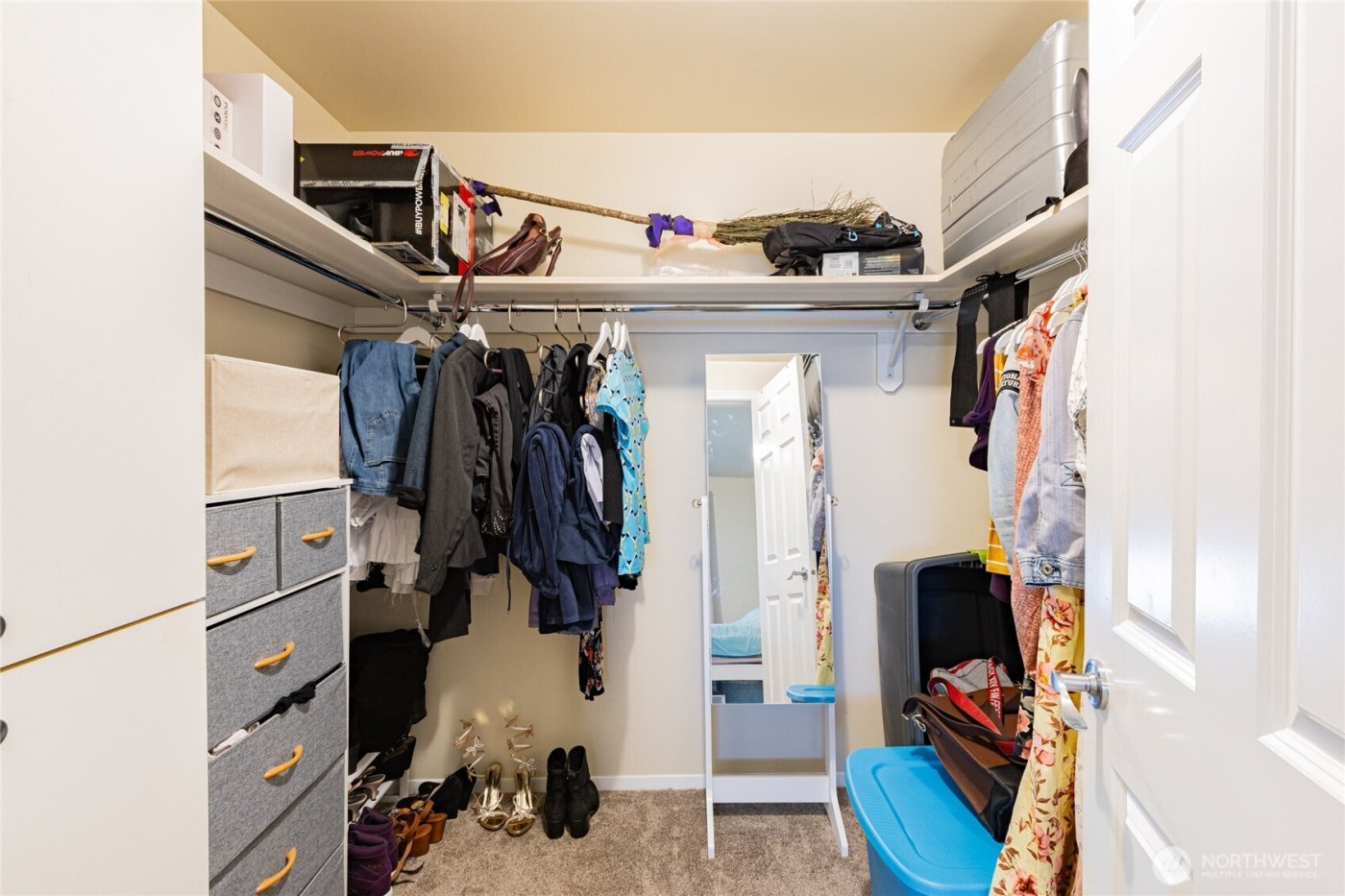 3201 Pacific Avenue #403, Tacoma, WA 98418