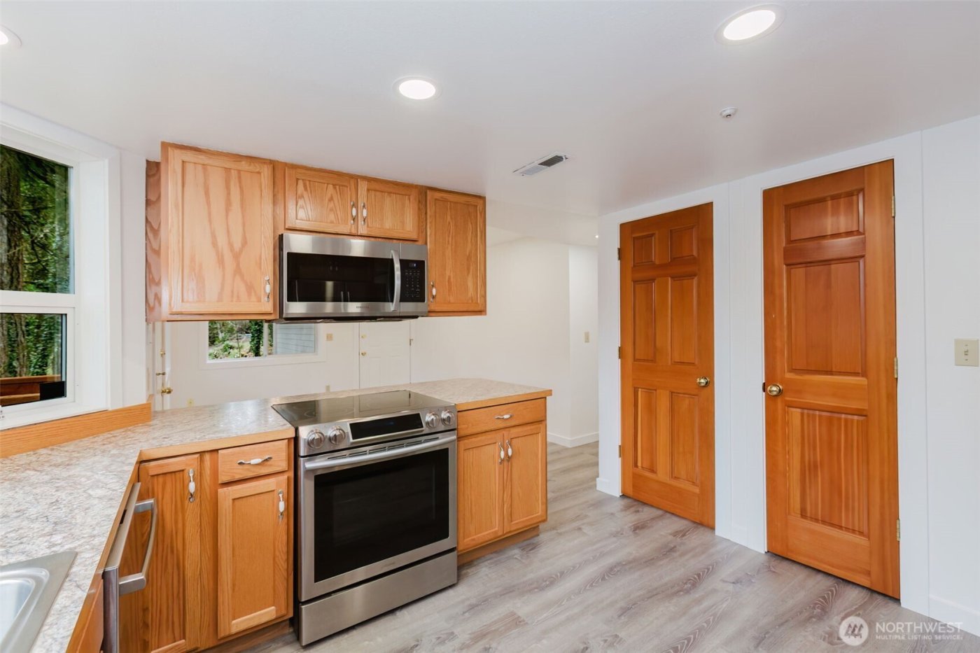 16326 SE Auburn-Black Diamond Road , Auburn, WA 98092
