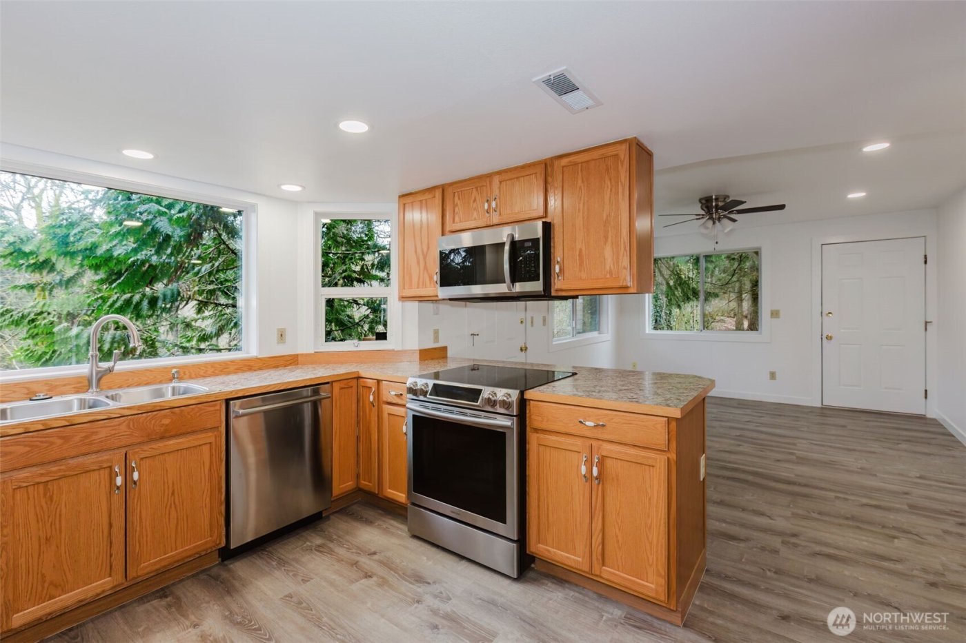 16326 SE Auburn-Black Diamond Road , Auburn, WA 98092