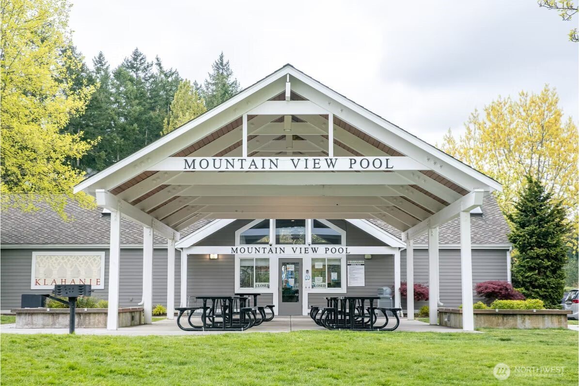 24341 SE 42nd Place , Issaquah, WA 98029