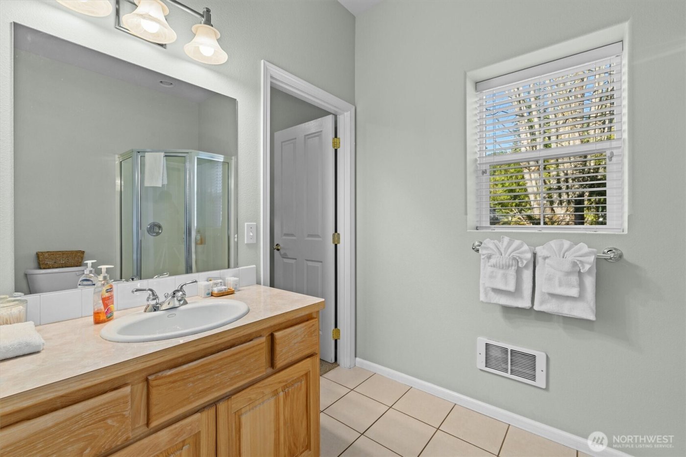 481 Maple Grove Road , Port Angeles, WA 98363-8691