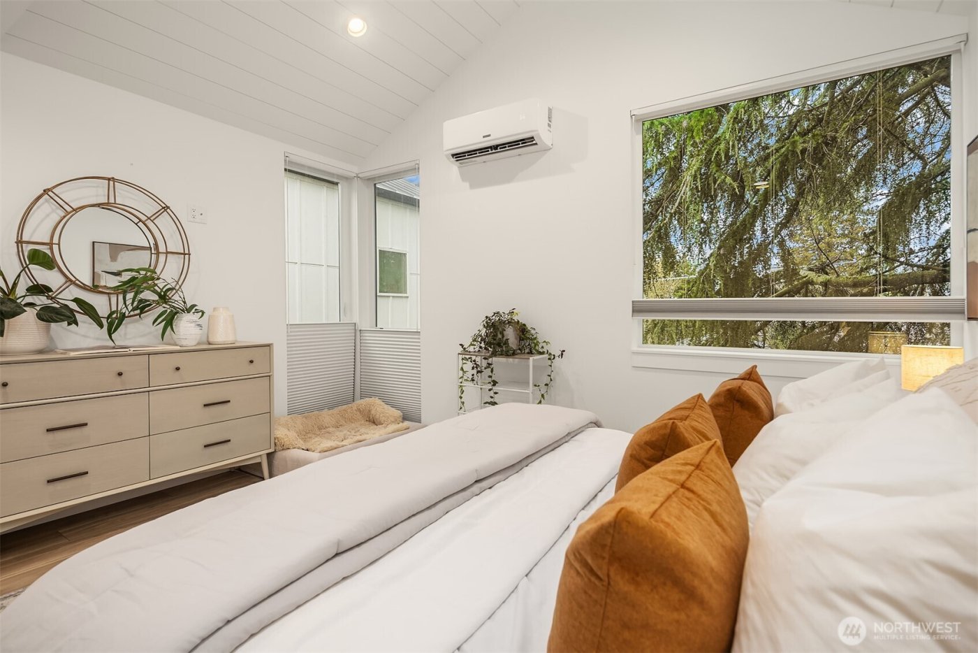 7030 Mary Avenue NW #C, Seattle, WA 98117