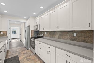 507 Center St W , Eatonville, WA 98328 - Photo 15