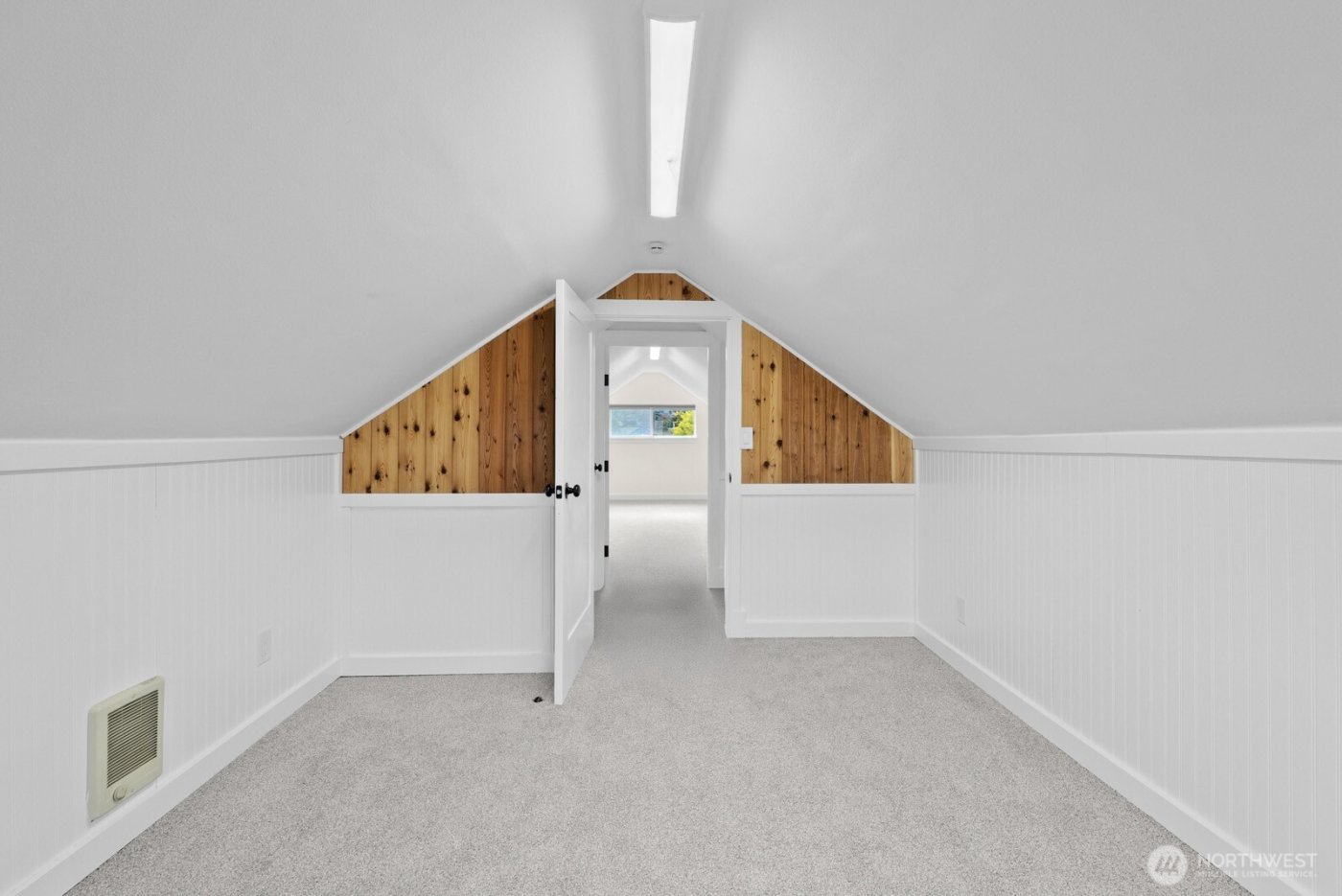 507 Center St W , Eatonville, WA 98328