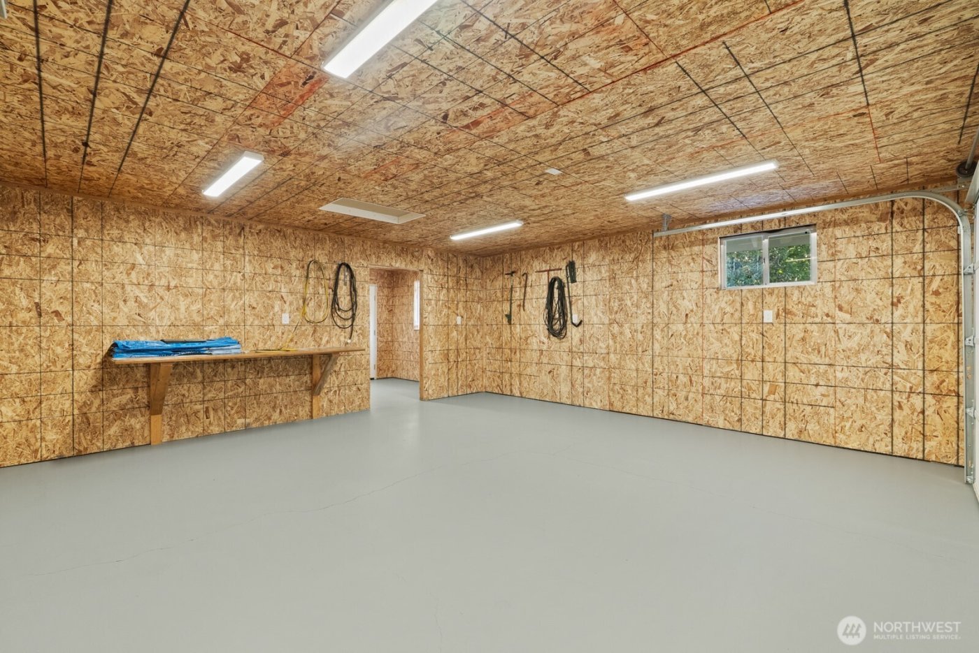 507 Center St W , Eatonville, WA 98328