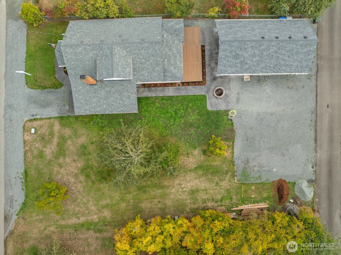 507 Center St W , Eatonville, WA 98328