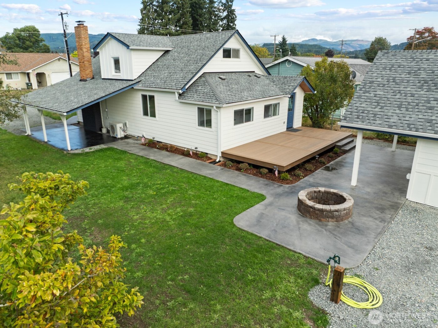 507 Center St W , Eatonville, WA 98328