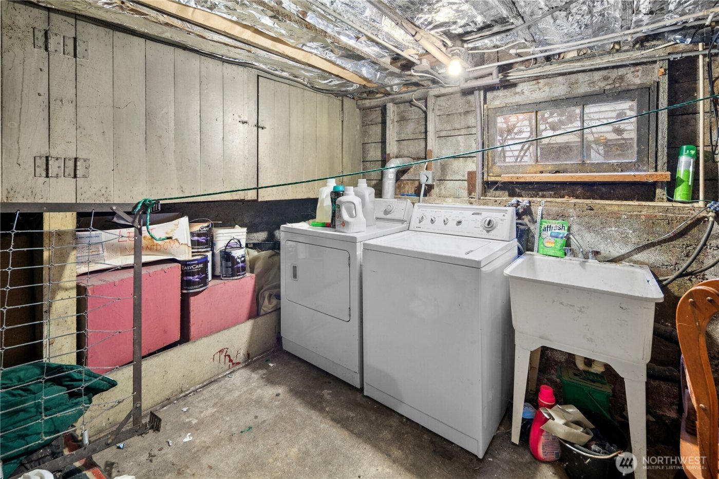 4616 Meridian Avenue N, Seattle, WA 98103-6936