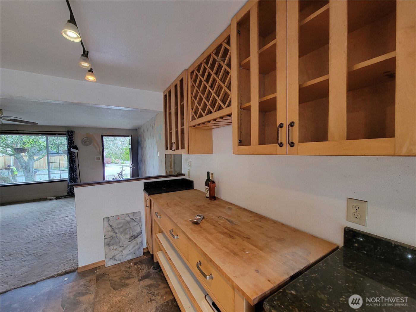 19424 Winesap Road , Bothell, WA 98012