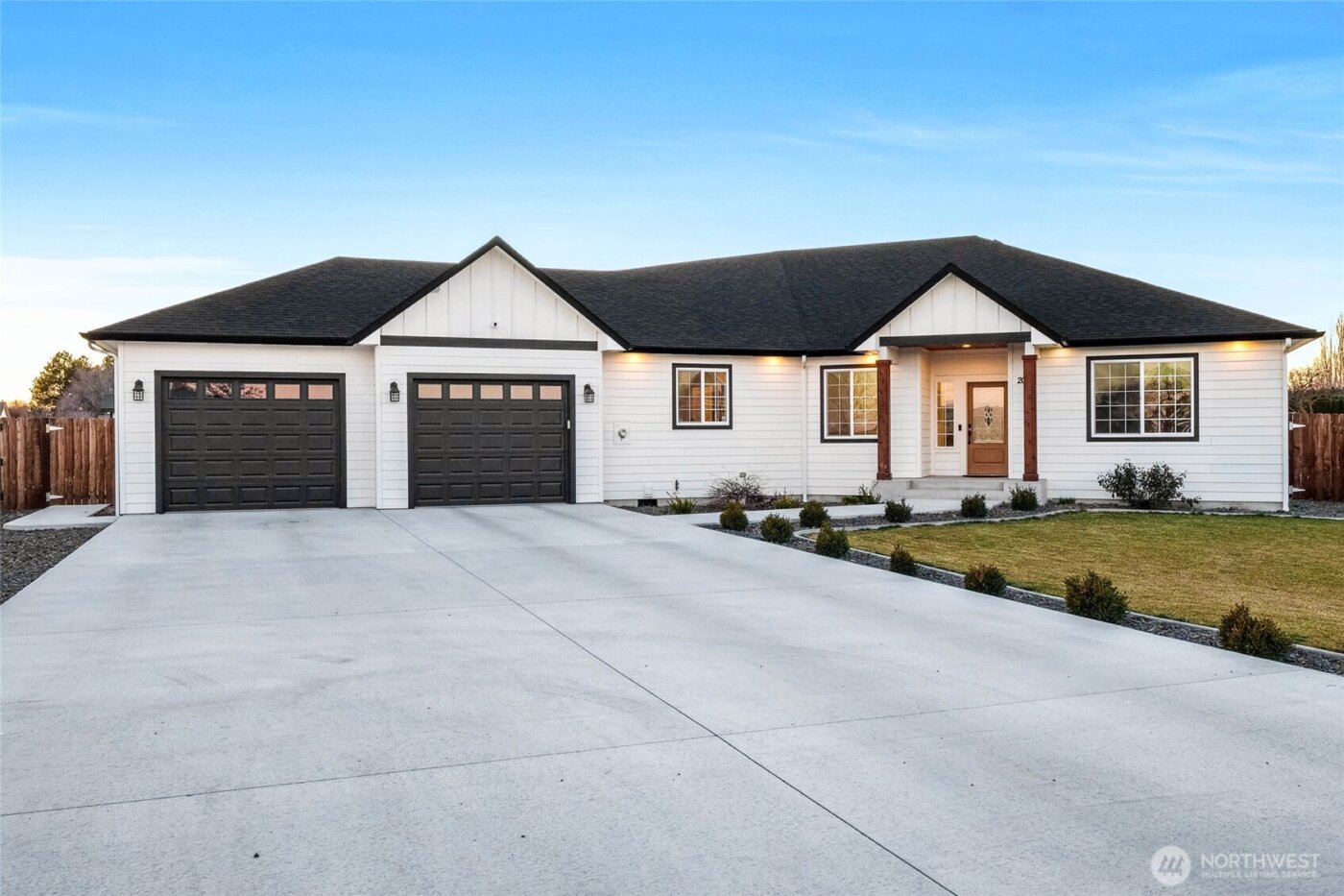 2054 Road H.2 NE, Moses Lake, WA 98837