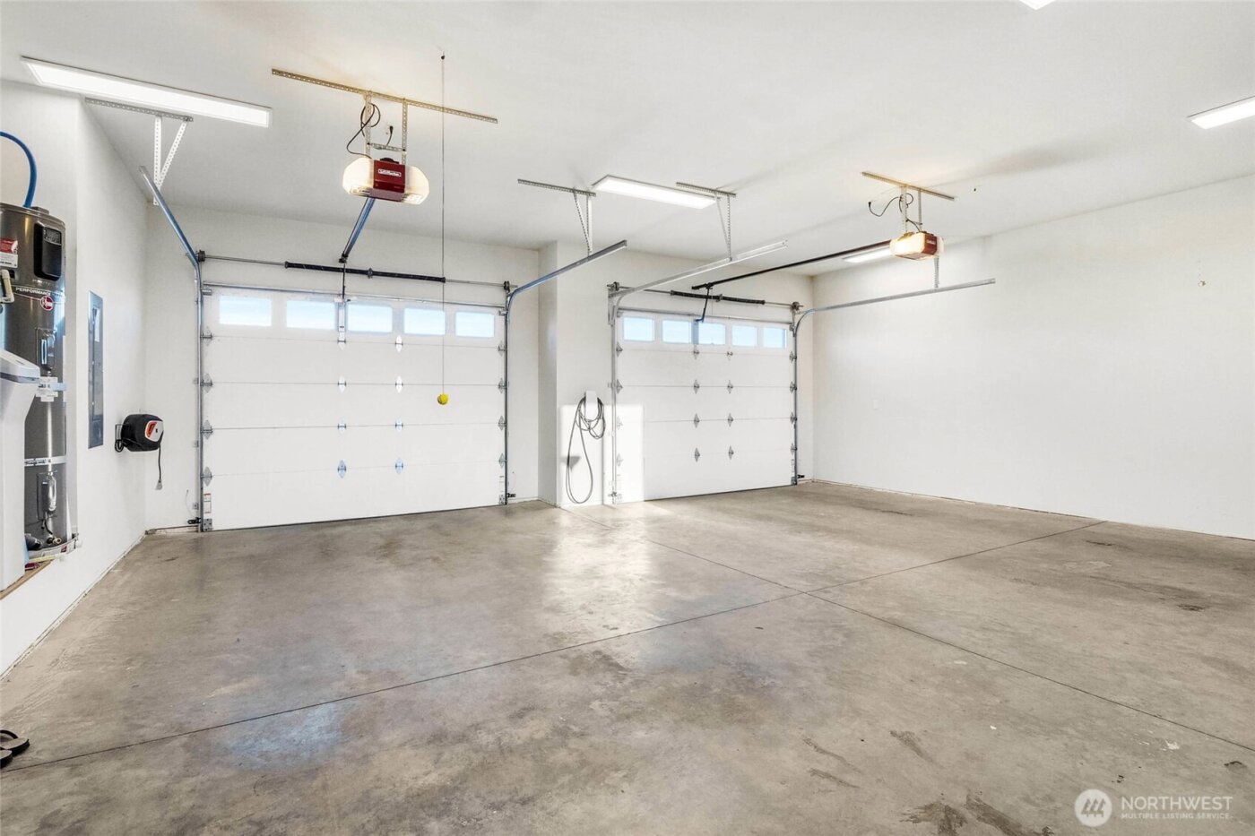 2054 Road H.2 NE, Moses Lake, WA 98837