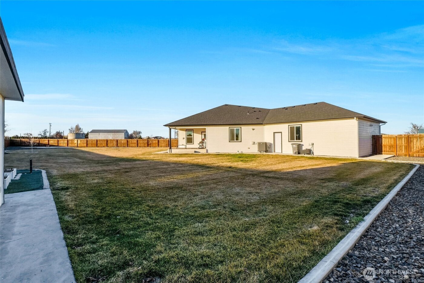 2054 Road H.2 NE, Moses Lake, WA 98837