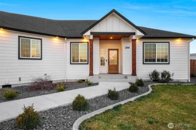 2054 Road H.2 NE, Moses Lake, WA 98837 - Photo 4