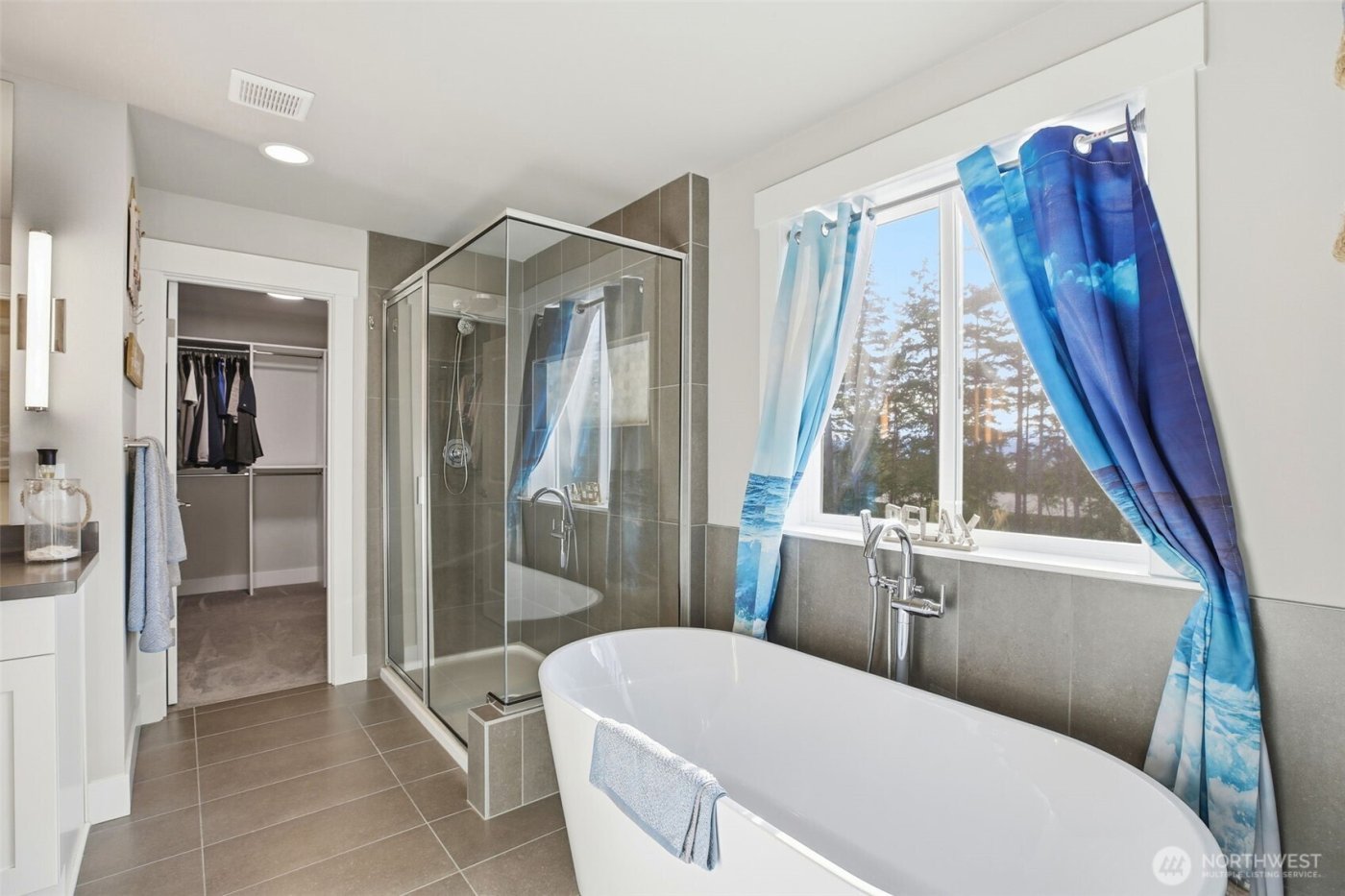 1189 Seawall Lane , Oak Harbor, WA 98277