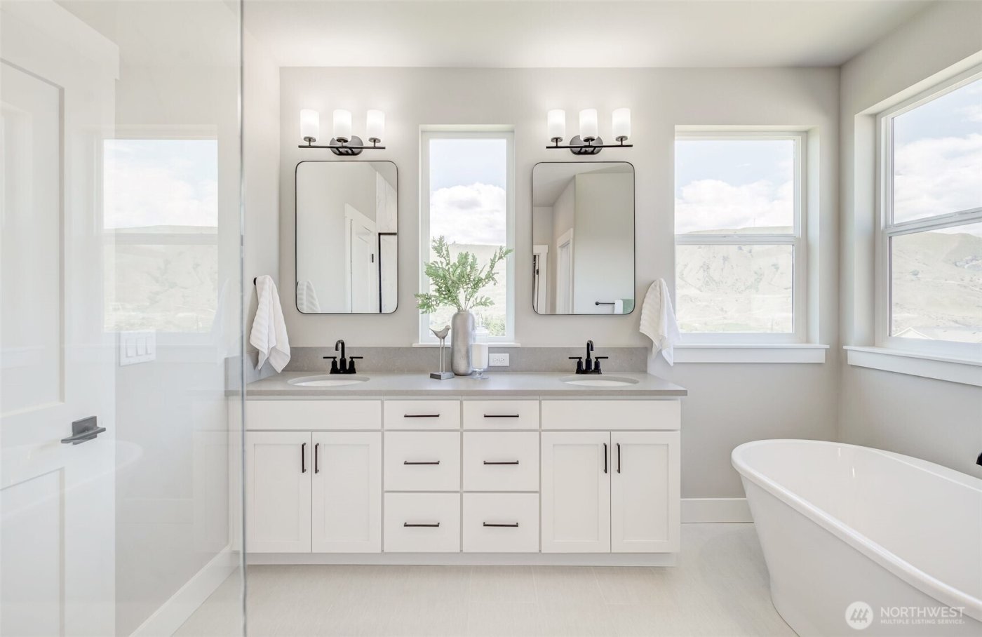 1580 S Kelvin Court , East Wenatchee, WA 98802