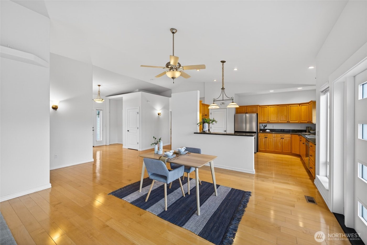 5208 Doon Way , Anacortes, WA 98221-2912