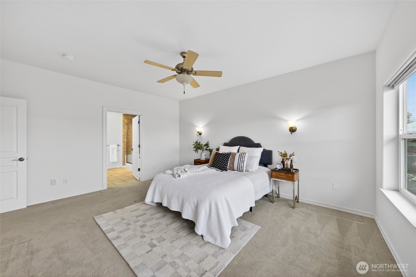 5208 Doon Way , Anacortes, WA 98221-2912